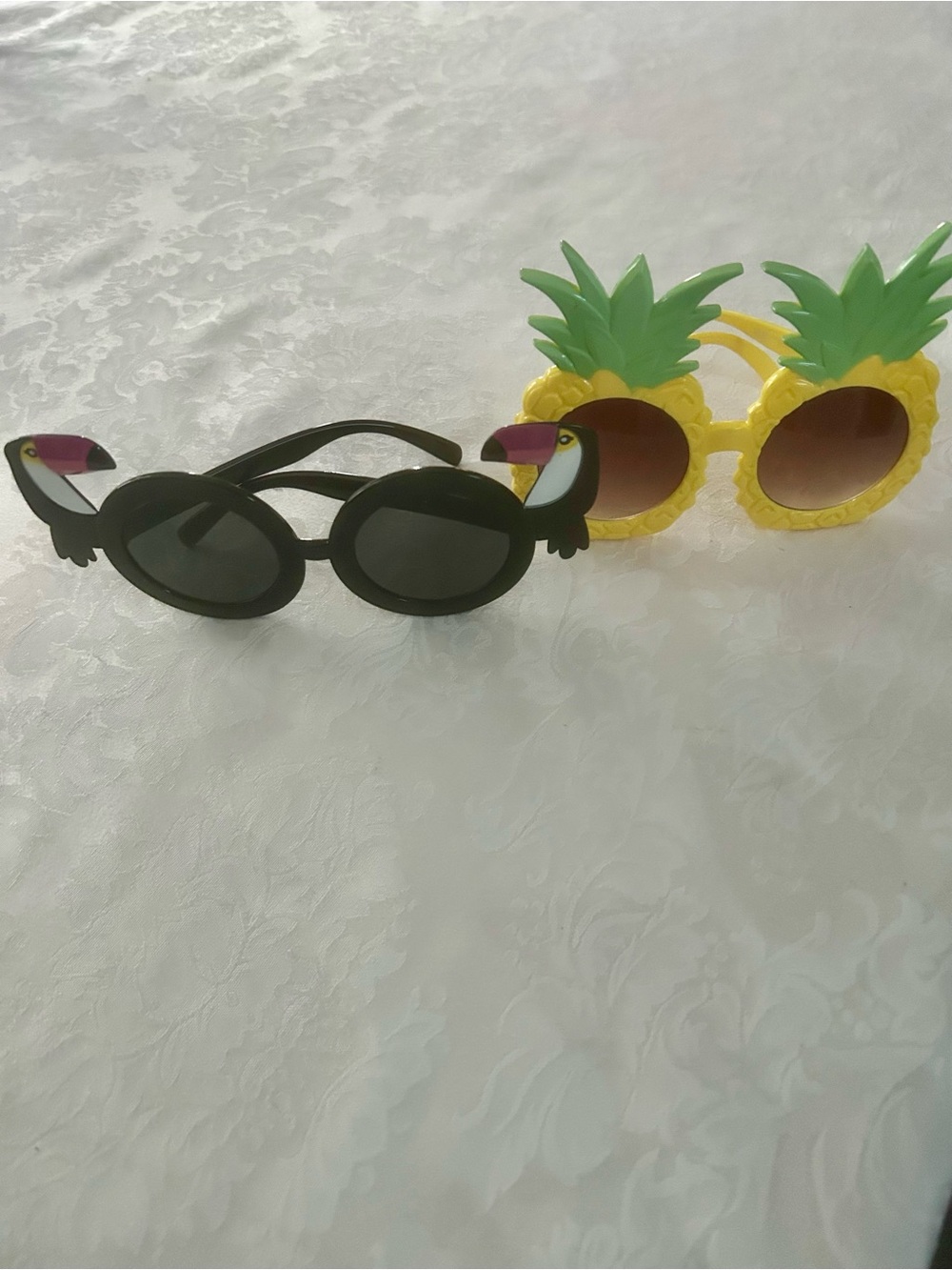 Novelty Pineapple & adults  Kids Sunglasses - Yellow, Green, Black